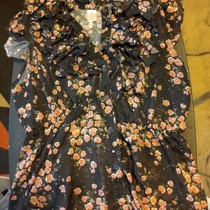 Rue21 Black Floral Ruffle Blouse